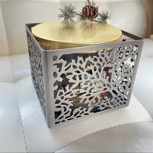 BATH AND BODY WORKS | Decorative Candle Display